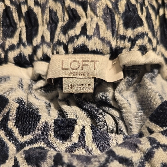 LOFT WOMENS PETITE SKIRT SIZE SP - Picture 3 of 3